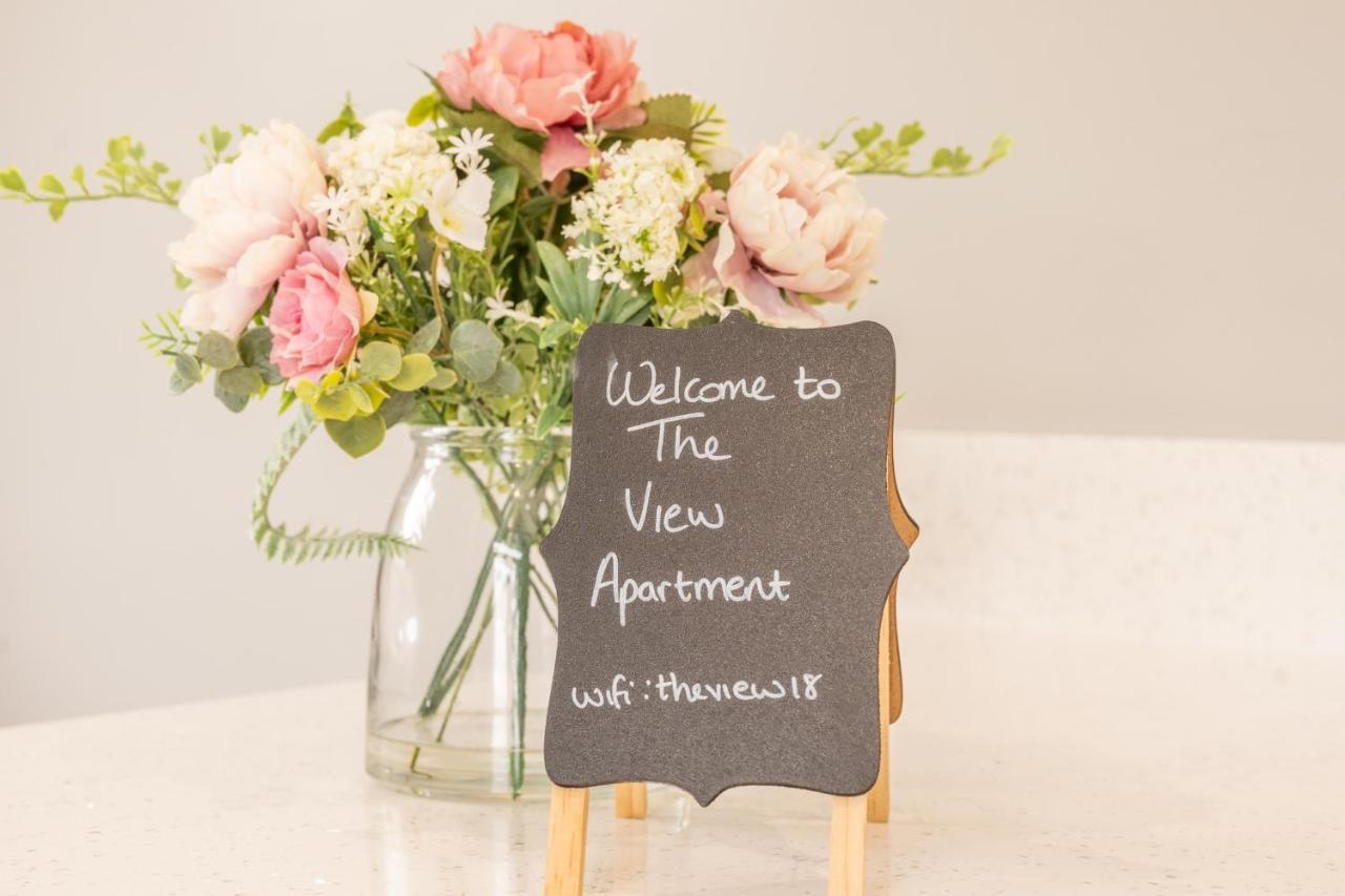 The View Apartment 2, Newry - Luxury Open Plan Apartment With City Views Bagian luar foto